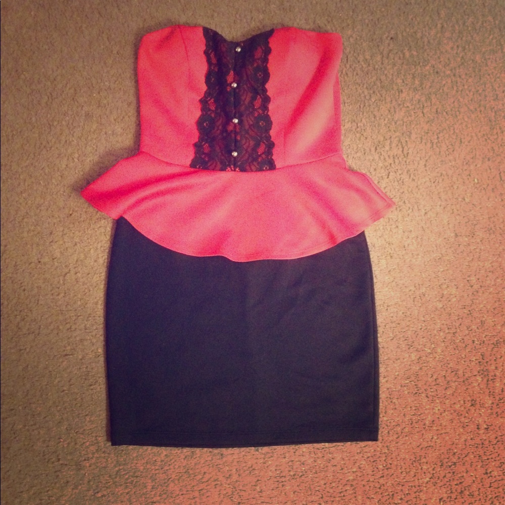 Wet Seal strapless dress